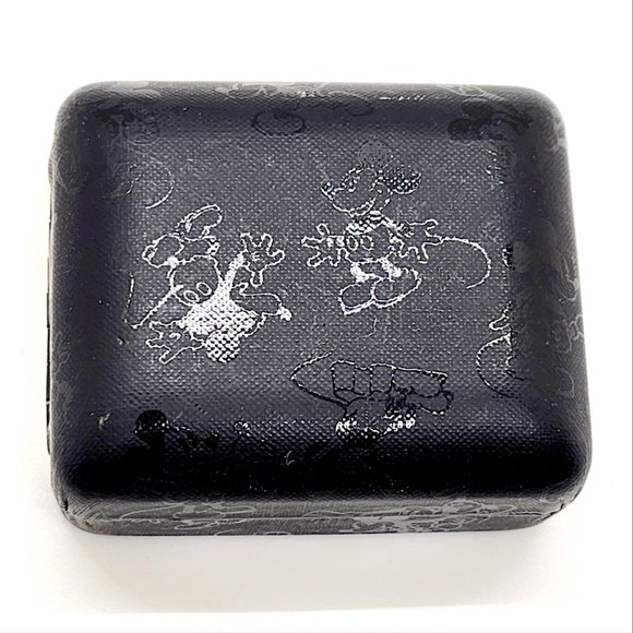 Walt Disney World Set of Micky Mouse Stud Earrings NWT - Picture 3 of 5